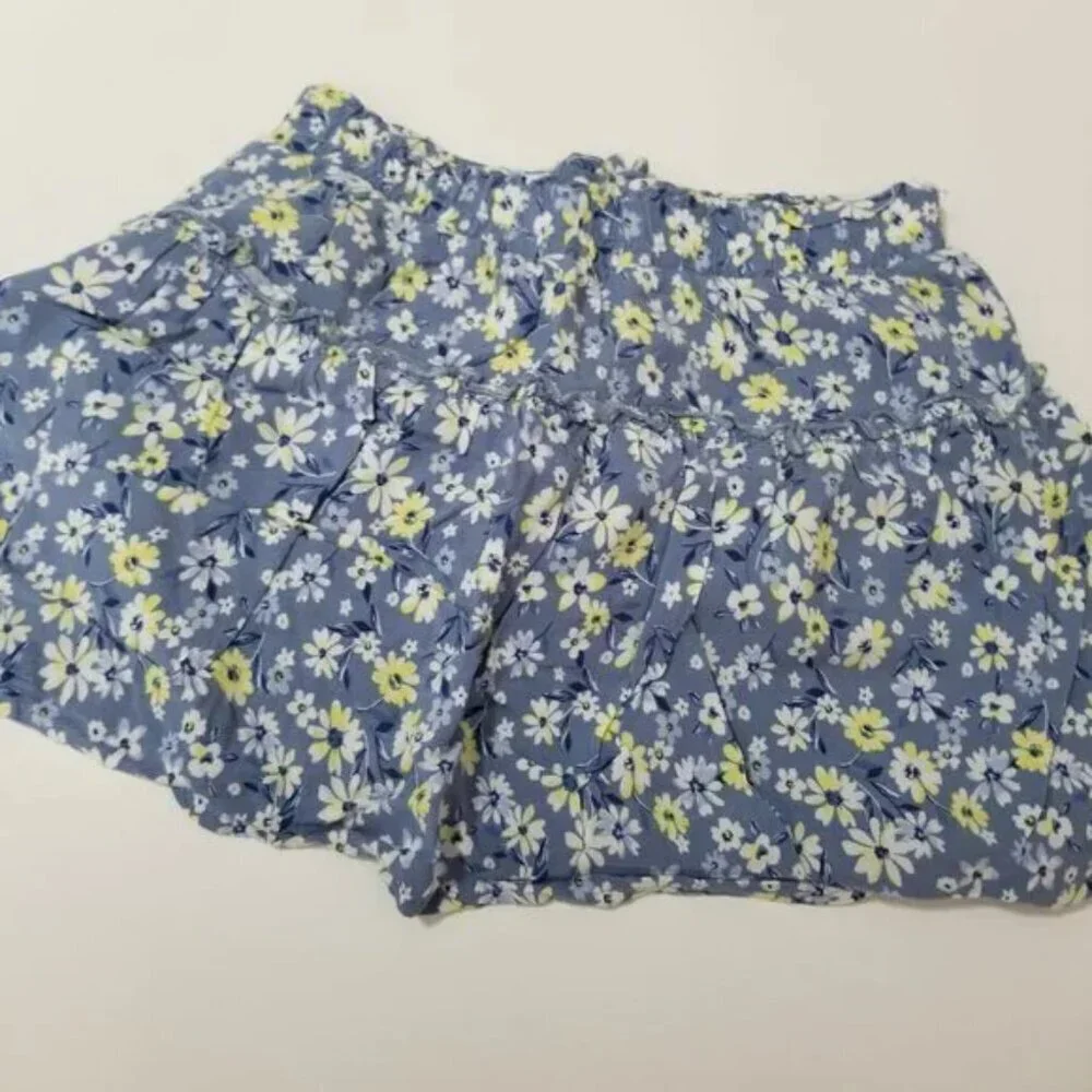 🔴 Btween little girl floral mini skirt size 7 (F21)